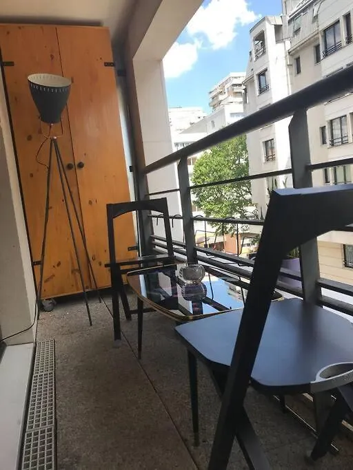 Charmant Studio Grand Balcon Parking Apartamento Paris França